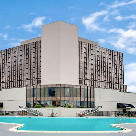 วินด์แฮม การ์เดน นอร์ฟอล์ค ดาวน์ทาวน์ Hotel นอร์ฟอล์ก ภายนอก รูปภาพ
