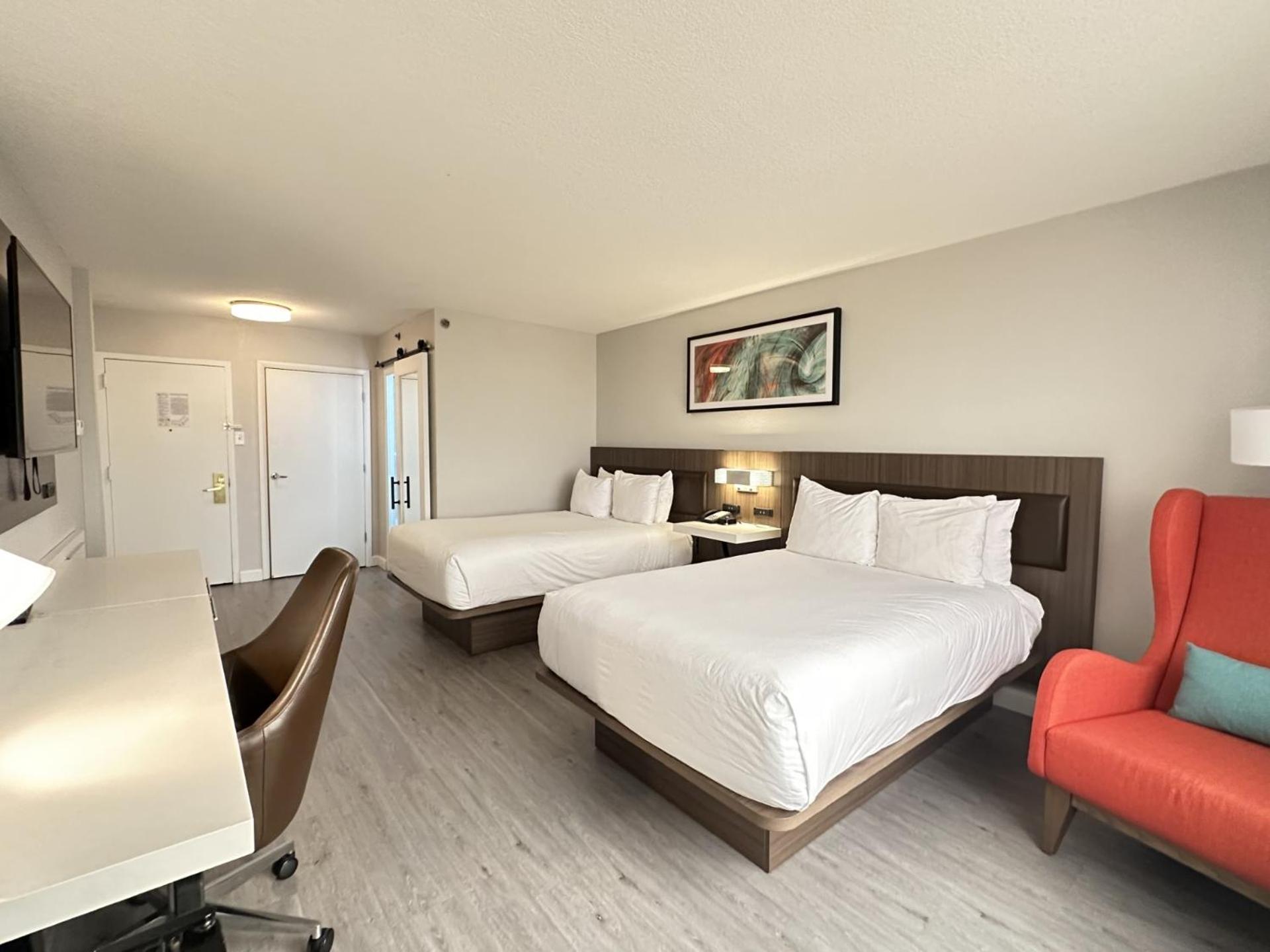 วินด์แฮม การ์เดน นอร์ฟอล์ค ดาวน์ทาวน์ Hotel นอร์ฟอล์ก ภายนอก รูปภาพ